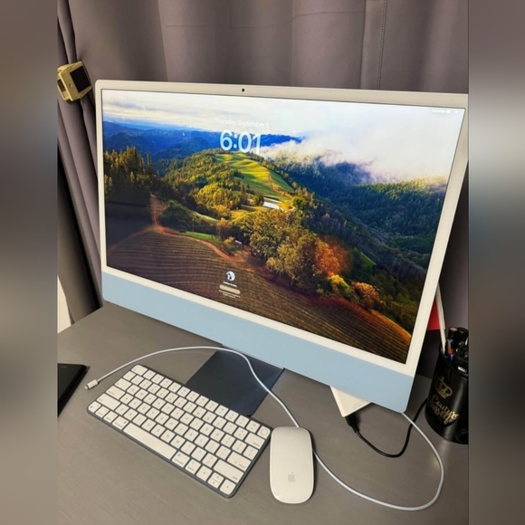 Apple iMac 24 inch (2021) - Picture 2 of 4